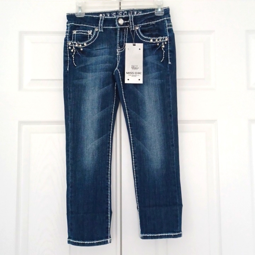 Miss Chic Denim Crystal Pocket Capri Jeans